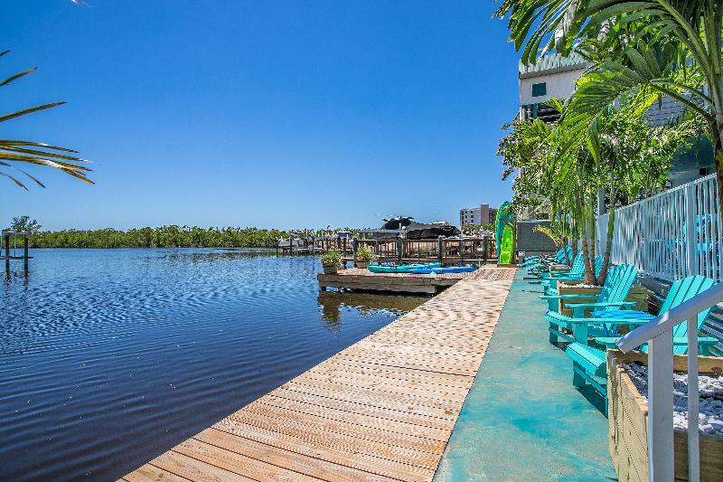 Latitude 26 Waterfront Boutique Resort - Bonita Springs Exterior foto